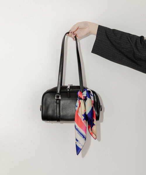 SMELLY（スメリー）の「アソートプリントミニスカーフ（バンダナ/スカーフ・レディース・ネイビー/ブルー・-）」の6枚目の写真