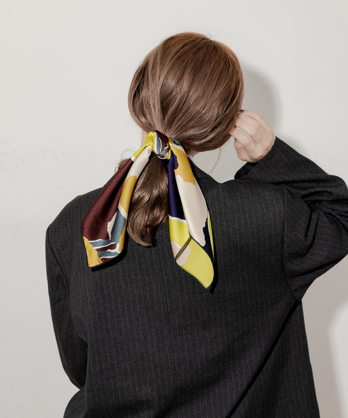 SMELLY（スメリー）の「アソートプリントミニスカーフ（バンダナ/スカーフ・レディース・ネイビー/ブルー・-）」の9枚目の写真