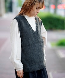 THE MILES（ザ マイルズ）の「merciful マーシフル V neck vest（ベスト）」