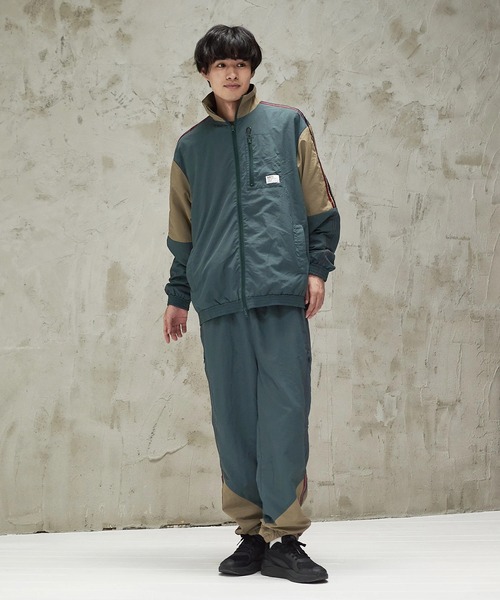 Duckster ダックスター ナイロンジャケット フリース裏地 XL カーキ go slow caravan（ゴースローキャラバン）の「Duckster/ダックスター