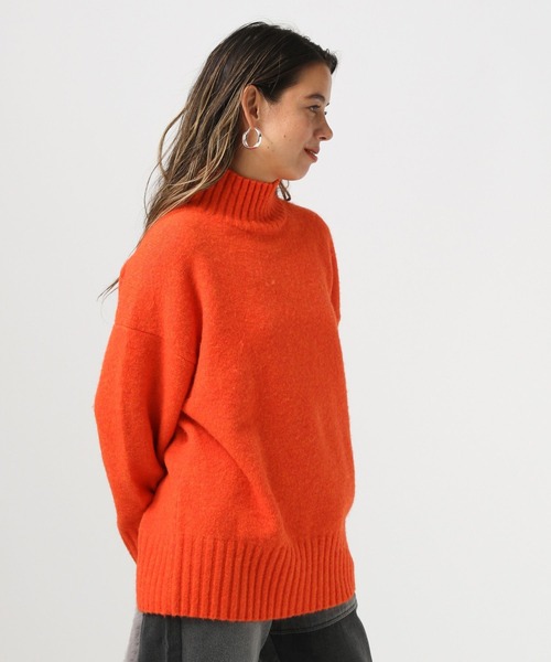 BAYFLOW（ベイフロー）の「[ふっくら軽くあったか]ブークレタートルニットプルオーバー（ニット/セーター・レディース・オレンジ/チャコール/グリーン/ライトグレー・FREE）」の12枚目の写真