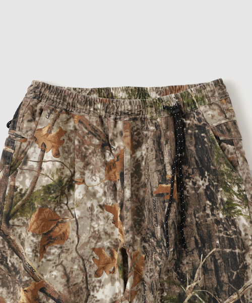 JOURNAL STANDARD(ジャーナルスタンダード)の「迷迭香 / マンネンロウ CAMO HARVEST TROUSER(その他パンツ・メンズ・カーキ・2/3)」の3枚目の写真