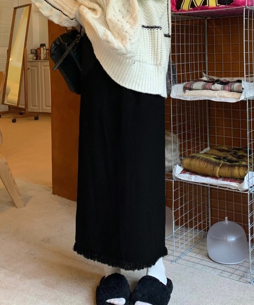 Miniministore(ミニミニストア)の「ロングスカート 裾フリンジニットスカート(スカート・レディース・アイボリー/ブラック/ダークグレー/ベージュ/ダークブラウン・FREE)」の12枚目の写真