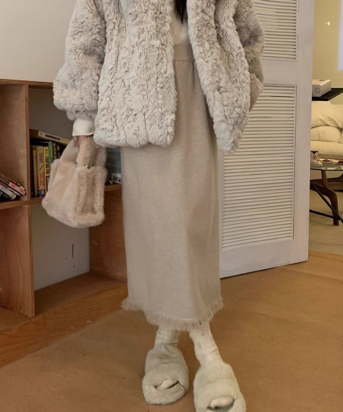 Miniministore(ミニミニストア)の「ロングスカート 裾フリンジニットスカート(スカート・レディース・アイボリー/ブラック/ダークグレー/ベージュ/ダークブラウン・FREE)」の14枚目の写真