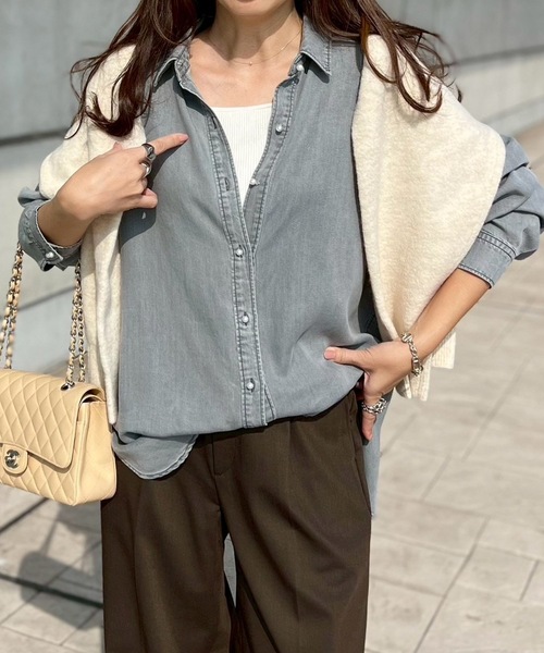 シルエット変更可◎大人デニム】パール釦オーバーデニムシャツ Emma
