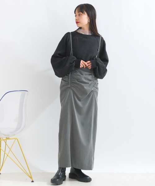 terrace(テラス)の「シャーリングサスペンダースカート(つなぎ/オールインワン・レディース・ベージュ/チャコール/ブラック・MEDIUM)」の7枚目の写真