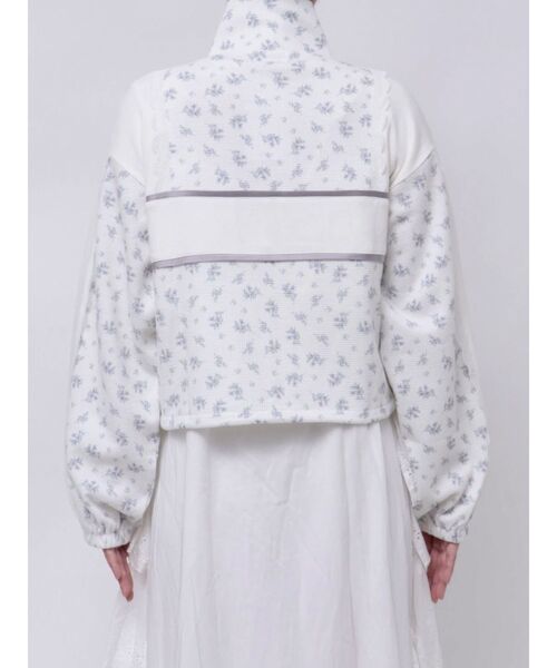 merry jenny(メリージェニー)の「floralショートトラックジャケット / 花柄ショートトラックジャケット(ジャージ・レディース・ピンク/ブルー・FREE)」の15枚目の写真
