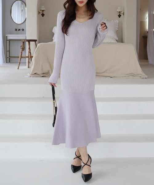 ROYAL PARTY(ロイヤルパーティー)の「Vネックマーメイドワンピース(ワンピース・レディース・パープル/ブラック・FREE/SHORT)」の1枚目の写真