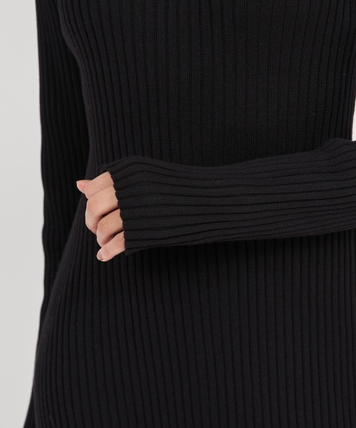 ROYAL PARTY(ロイヤルパーティー)の「Vネックマーメイドワンピース(ワンピース・レディース・パープル/ブラック・FREE/SHORT)」の7枚目の写真