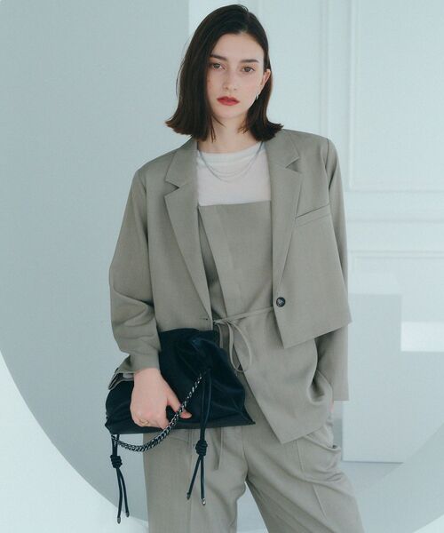 YECCA VECCA(イェッカヴェッカ)の「2wayチェーンギャザーバッグ(ショルダーバッグ・レディース・ブラック/ブルー/シルバー/ゴールド・FREE)」の2枚目の写真