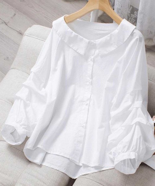 フラットカラーボリューム三段タックブラウス(シャツ/ブラウス)|CADBURY(キャドバリー) フラットカラーボリューム三段タックブラウス(シャツ/ブラウス)|CADBURY(キャドバリー)