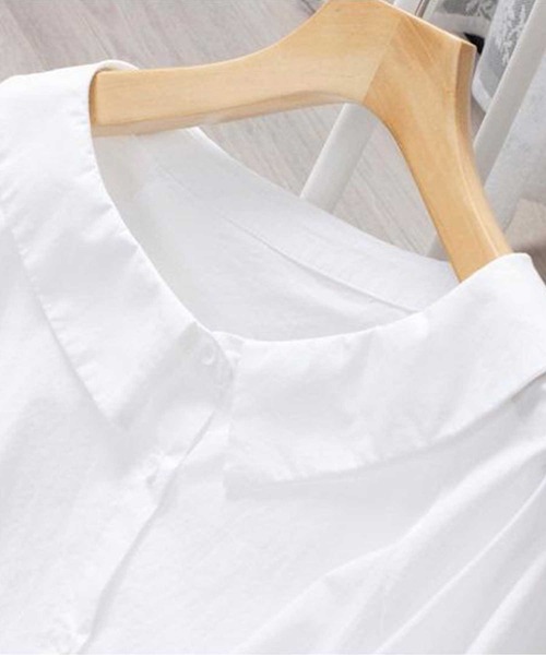 フラットカラーボリューム三段タックブラウス(シャツ/ブラウス)|CADBURY(キャドバリー) フラットカラーボリューム三段タックブラウス(シャツ/ブラウス)|CADBURY(キャドバリー)