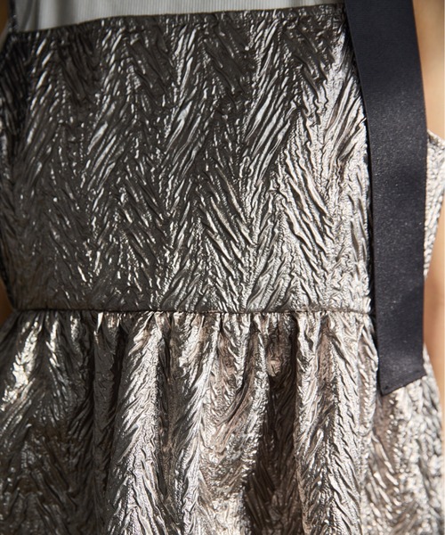 AIC.（エーアイシー）の「2WAYメタリックふくれジャガードキャミソール（キャミソール・レディース・シルバー・FREE）」の17枚目の写真