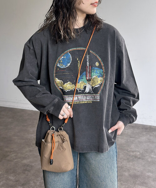 CPCM(シーピーシーエム)の「パウダー加工ロンT(Tシャツ/カットソー・レディース・ブラック系その他2/ブラック系その他3/ブラック系その他/ブラック・MEDIUM/LARGE)」の2枚目の写真