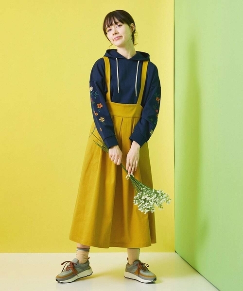 Jocomomola(ホコモモラ)の「カラーツイル フラワー刺繍サロペットスカート(スカート・レディース・イエロー/グリーン・40)」の13枚目の写真