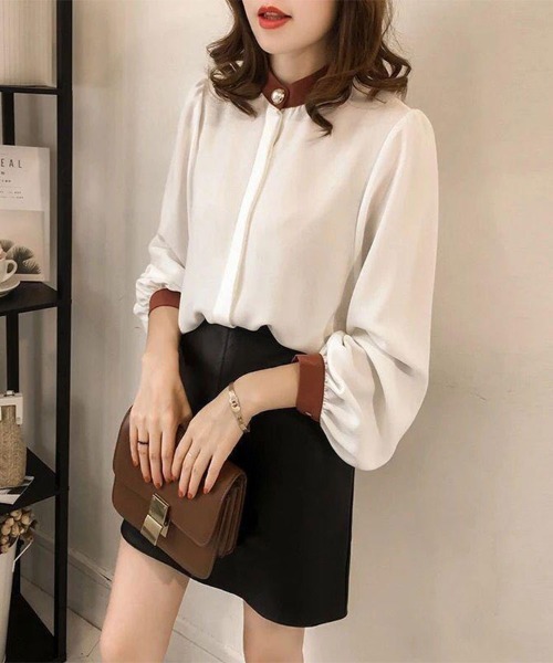 SallyLunn(サリーラン)の「【大人のきれいめスタイルに♪】シンプルエレガンスブラウス(シャツ/ブラウス・レディース・ネイビー/ホワイト・MEDIUM/LARGE)」の2枚目の写真