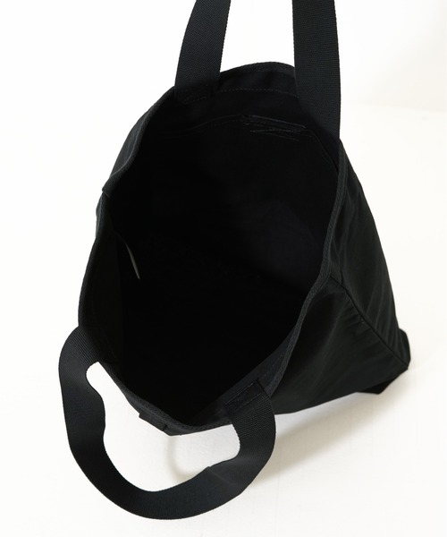 NEW ERA(ニューエラ)の「【NEW ERA/ニューエラ】ライトトートバッグ 14L(トートバッグ・レディース・アイボリー/ブラック・FREE)」の8枚目の写真