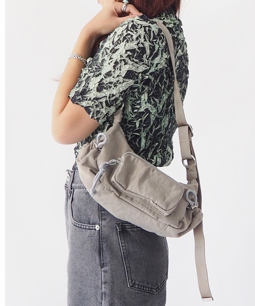 CONTROL FREAK / CTFK（コントロールフリーク）の「CONTROL FREAK / CTFK（コントロールフリーク）DOWNYショルダーバッグ（ショルダーバッグ・レディース・グレー/ピンク/ブラック/ブラウン/グリーン・FREE）」の3枚目の写真