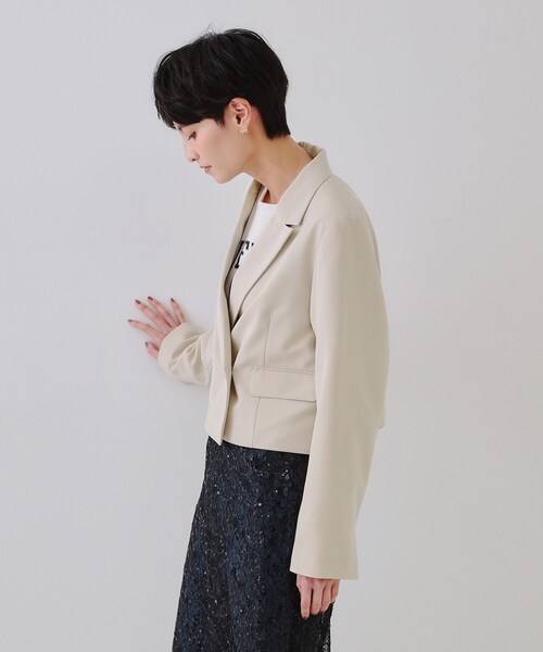 OPAQUE.CLIP(オペークドットクリップ)の「ショートテーラードジャケット【洗濯機洗い可】(テーラードジャケット・レディース・ネイビー/ベージュ・38/42/40)」の12枚目の写真