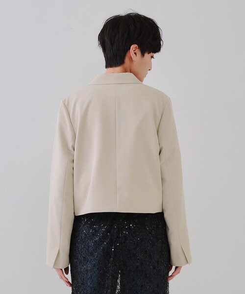 OPAQUE.CLIP(オペークドットクリップ)の「ショートテーラードジャケット【洗濯機洗い可】(テーラードジャケット・レディース・ネイビー/ベージュ・38/42/40)」の13枚目の写真