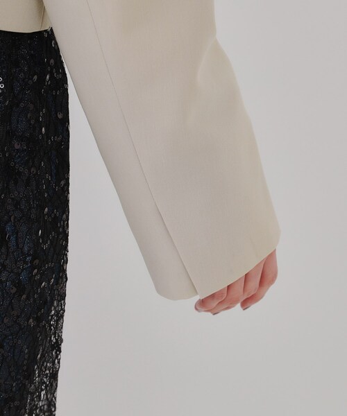 OPAQUE.CLIP(オペークドットクリップ)の「ショートテーラードジャケット【洗濯機洗い可】(テーラードジャケット・レディース・ネイビー/ベージュ・38/42/40)」の17枚目の写真