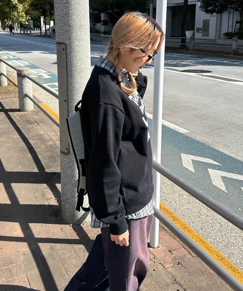 sedacle（セダクル）の「シャツレイヤードロゴスウェット（スウェット・メンズ・グレー/ベージュ/ブラック・LARGE/MEDIUM/SMALL）」の7枚目の写真