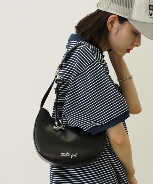 MILKFED.（ミルクフェド）の「HEART CHARM ONE HANDLE BAG（ハンドバッグ・レディース・ブラウン/オフホワイト/ブラック・ONE SIZE）」の4枚目の写真