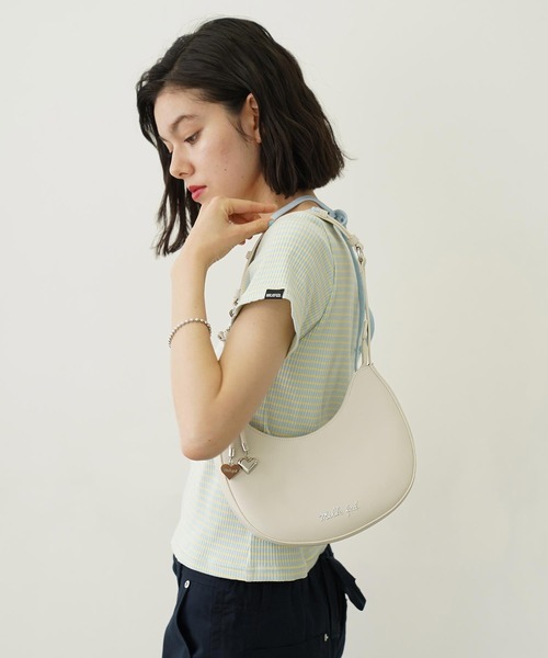 MILKFED.（ミルクフェド）の「HEART CHARM ONE HANDLE BAG（ハンドバッグ・レディース・ブラウン/オフホワイト/ブラック・ONE SIZE）」の7枚目の写真