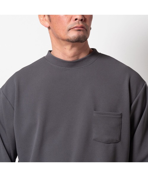 BAYBLO(ベイブロ)の「(SA) ジャガード レイヤード 無地 長袖 Tシャツ(Tシャツ/カットソー・メンズ・ブラック/チャコールグレー/グレー/ホワイト/ベージュ・M/L/LL)」の4枚目の写真