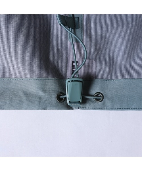 PUMA（プーマ）の「PUMA PUMA x Liberaiders LIGHT JACKET（プーマ  x リベレイダース ライトジャケット）（ナイロンジャケット・メンズ・グリーン系・MEDIUM/LARGE/X-LARGE）」の10枚目の写真