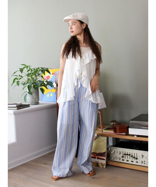 Ungrid(アングリッド)の「ウエストタックストライプパンツ(その他パンツ・レディース・グリーン/ブルー・FREE)」の15枚目の写真