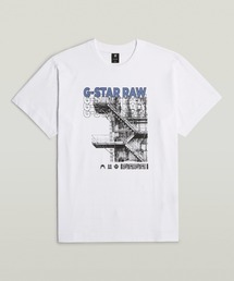 G-STAR（ジースター）の「STAIRS GRAPHIC LOOSE T-SHIRT/グラフィックロゴルーズTシャツ（Tシャツ/カットソー・メンズ）」