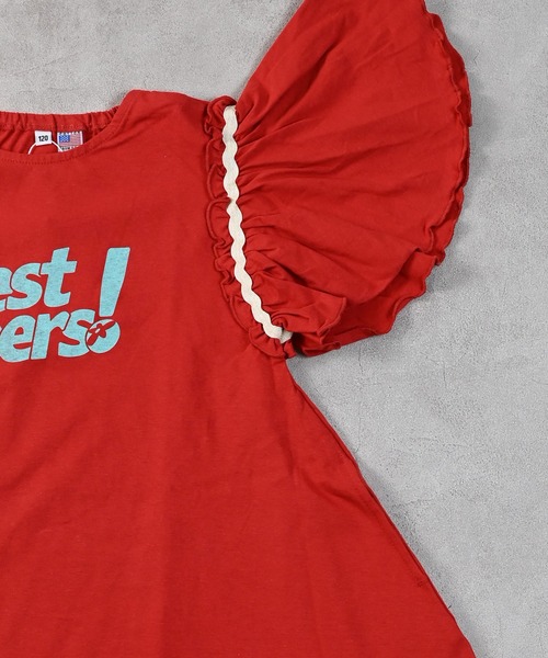 Life Support Products(ライフサポートプロダクツ)の「【COTTON from U.S.A】フリルショルダーワンピース(ワンピース・キッズ・チャコール/レッド/ブルー・100/110/120/130/140/150/90)」の9枚目の写真