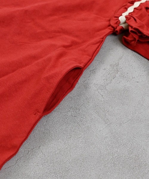 Life Support Products(ライフサポートプロダクツ)の「【COTTON from U.S.A】フリルショルダーワンピース(ワンピース・キッズ・チャコール/レッド/ブルー・100/110/120/130/140/150/90)」の13枚目の写真