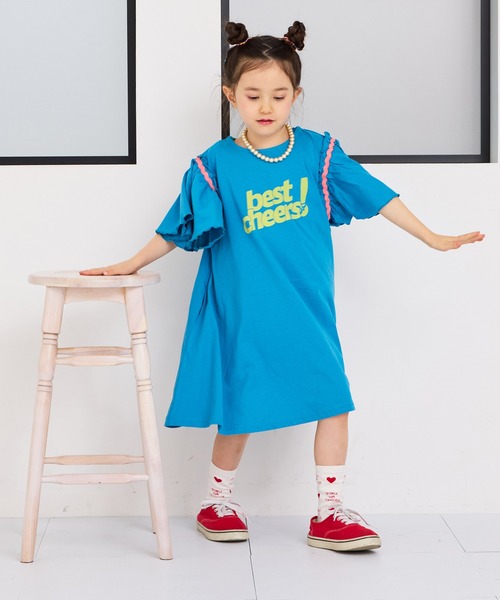 Life Support Products(ライフサポートプロダクツ)の「【COTTON from U.S.A】フリルショルダーワンピース(ワンピース・キッズ・チャコール/レッド/ブルー・100/110/120/130/140/150/90)」の5枚目の写真