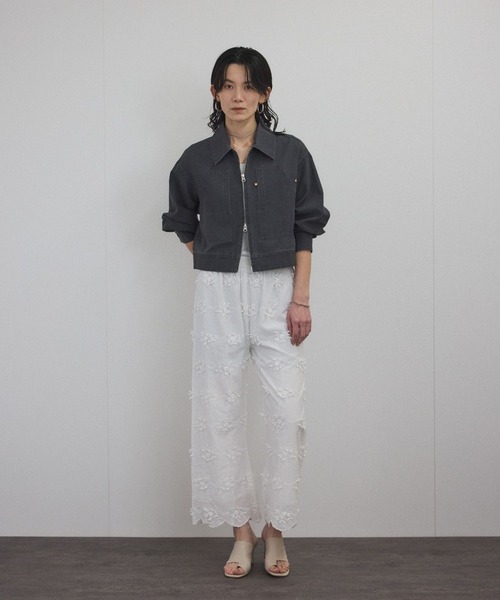 SALON adam et rope'（サロン アダム エ ロペ）の「【WEB限定】3Dフラワーレースワイドパンツ［セットアップ対応］（その他パンツ・レディース・ブルー系その他4/ブラック/ホワイト・FREE）」の18枚目の写真