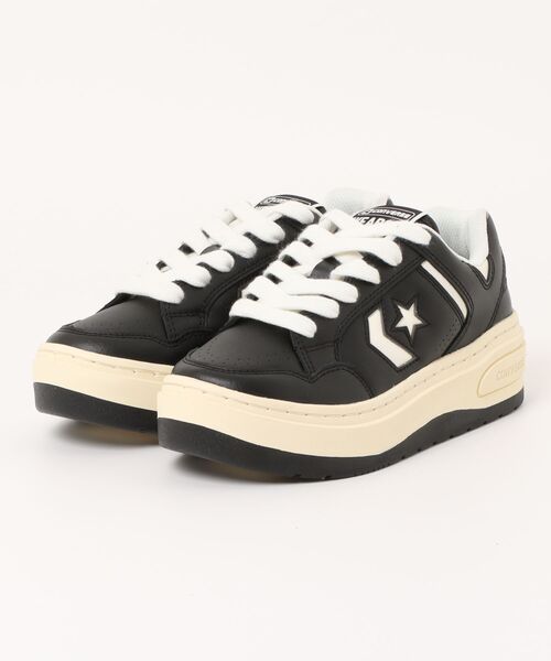 CONVERSE(コンバース)の「converse コンバース WEAPON PLTS FS OX レディーススニーカー 厚底(ウエポンPLTSFSOX)(スニーカー・レディース・ホワイト/ブラック×ホワイト・23.5cm/24.5cm/23.0cm/24.0cm/25.0cm)」の1枚目の写真