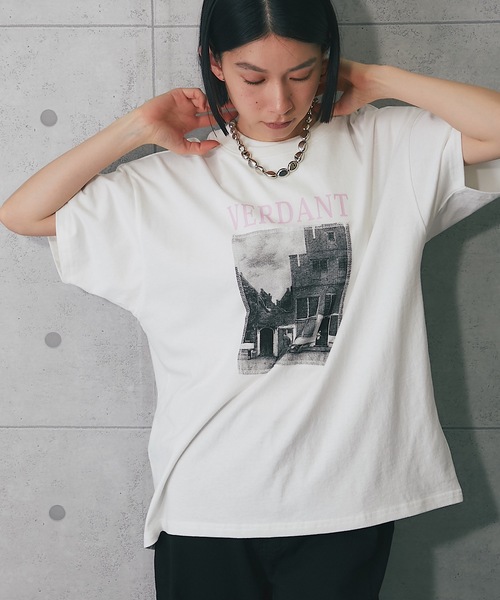 ANOTHER S(アナザーエス)の「綿天竺フォトプリントTシャツ(Tシャツ/カットソー・レディース・ホワイト×ブルー/ホワイト×ピンク/グレー/ブラック・FREE)」の11枚目の写真