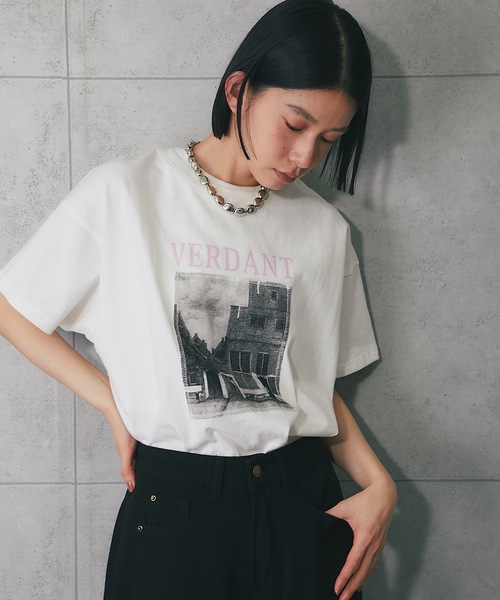 ANOTHER S(アナザーエス)の「綿天竺フォトプリントTシャツ(Tシャツ/カットソー・レディース・ホワイト×ブルー/ホワイト×ピンク/グレー/ブラック・FREE)」の17枚目の写真