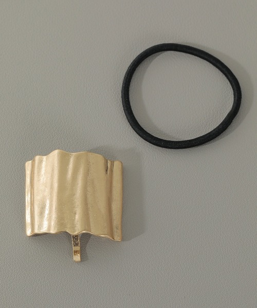 voov（ブーブ）の「ニュアンスモチーフ マット プレート ヘアカフ（その他ヘアアクセサリー・レディース・ゴールド/シルバー・フリー）」の5枚目の写真