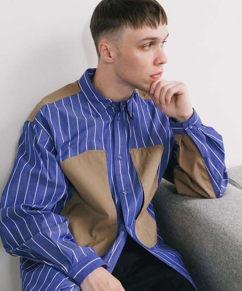 WHITE MOUNTAINEERING(ホワイトマウンテニアリング)の「White Mountaineering/ホワイトマウンテニアリング MID GUSSET SLEEVE STRIPE WORK SHIRT ストライプ ワークシャツ(シャツ/ブラウス・メンズ・ブルー・1/2/3)」の9枚目の写真