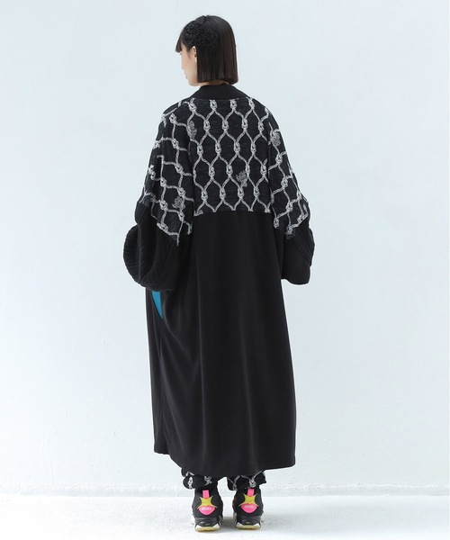 bedsidedrama（ベットサイドドラマ）の「Origin Jacquard Mix Gawn（その他アウター・レディース・ブラック/ブラック系/ホワイト・1/2）」の6枚目の写真