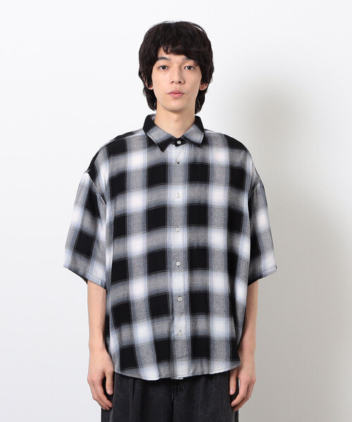 Purple&Yellow（パープルアンドイエロー）の「オンブレーチェック半袖シャツ（シャツ/ブラウス・メンズ・ブラック・SMALL/MEDIUM/LARGE）」の9枚目の写真