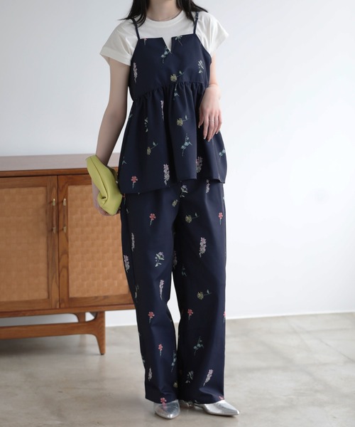 SUNFLOWER EIGHT(サンフラワーエイト)の「花柄パンツ(その他パンツ・レディース・ブラック/オフホワイト/ネイビー・M)」の3枚目の写真