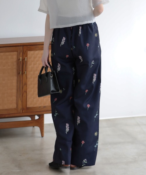 SUNFLOWER EIGHT(サンフラワーエイト)の「花柄パンツ(その他パンツ・レディース・ブラック/オフホワイト/ネイビー・M)」の16枚目の写真