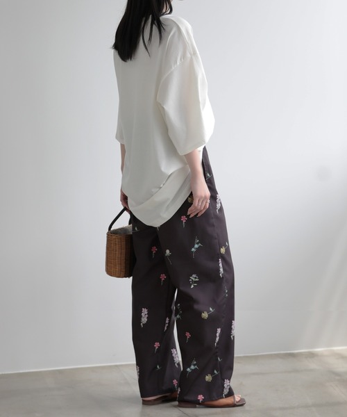 SUNFLOWER EIGHT(サンフラワーエイト)の「花柄パンツ(その他パンツ・レディース・ブラック/オフホワイト/ネイビー・M)」の17枚目の写真
