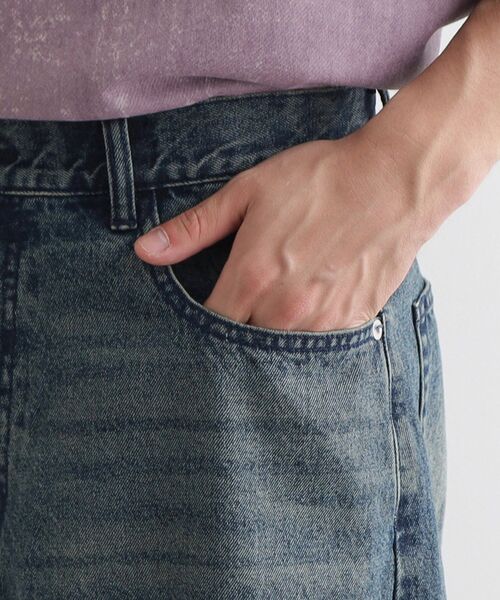 tk.TAKEO KIKUCHI（ティーケータケオキクチ）の「デニムバギーショーツ（デニムパンツ・メンズ・ブルー系その他/ブラック・02/03）」の4枚目の写真