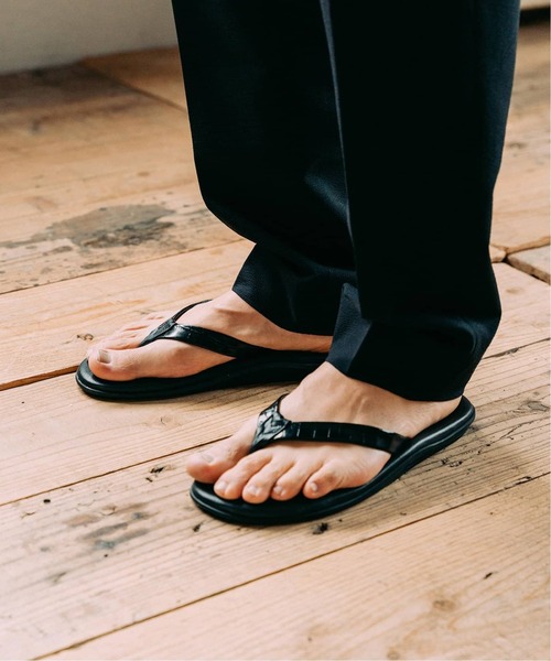 ISLAND SLIPPER(アイランドスリッパ)の「ISLAND SLIPPER(アイランドスリッパ) 別注クロコ ナローストラップサンダル(サンダル・メンズ・ブラック・70/80/90/100)」の8枚目の写真