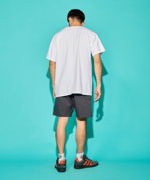 DANIEL JOHNSTON（ダニエルジョンストン）の「S/S TEE“THE UNFINISHED FEST”/ショートスリーブ ティー”アンフィニッシュド フェス”（Tシャツ/カットソー・メンズ・ホワイト・MEDIUM/LARGE/X-LARGE）」の3枚目の写真