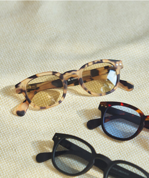 IZIPIZI(イジピジ)の「IZIPIZI/イジピジ SUN LIGHT COLOR #C ファッション用グラス(サングラス・メンズ・ブラック/その他16/ベージュ/ブラウン・ONE SIZE)」の3枚目の写真